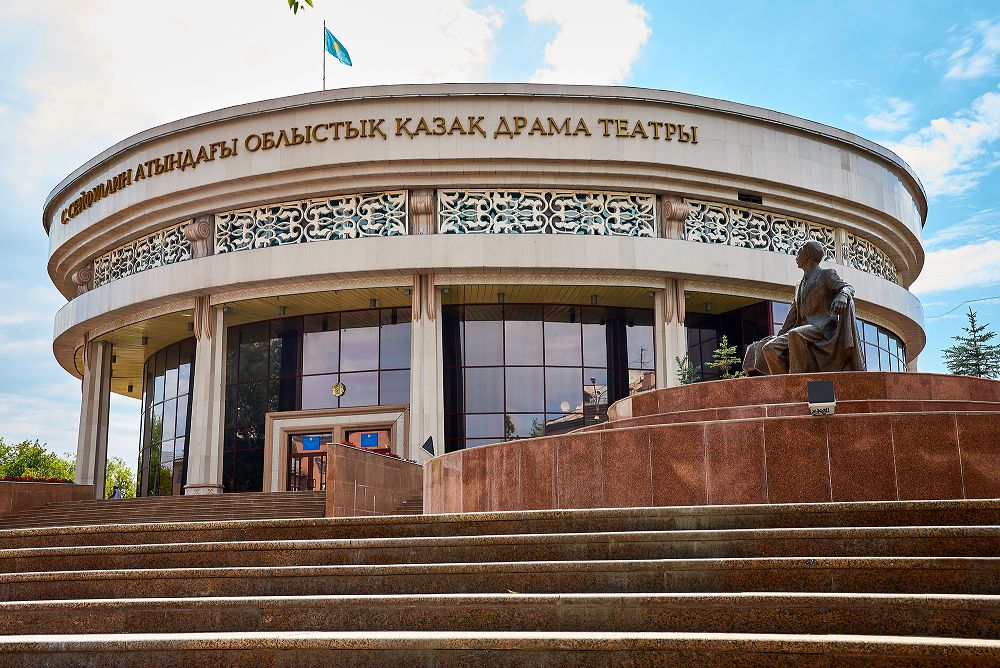 Юбилейное торжество в честь Сакена Сейфуллина пройдет в парке Караганды