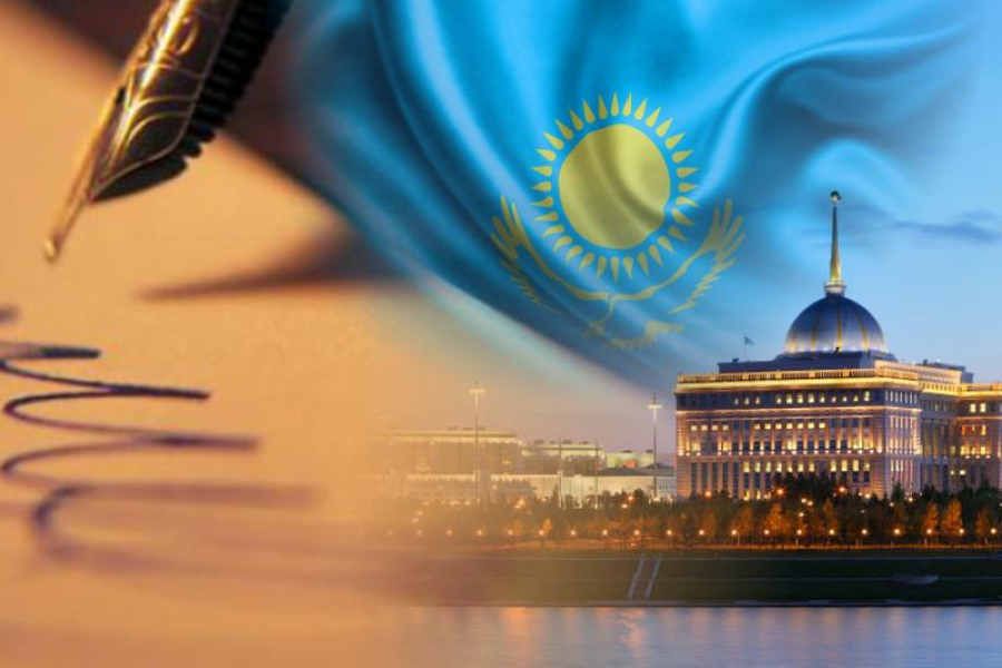 Роза Рымбаева и горняк  Турсынбек Макишев получили звания «Қазақстанның Еңбек Ері»