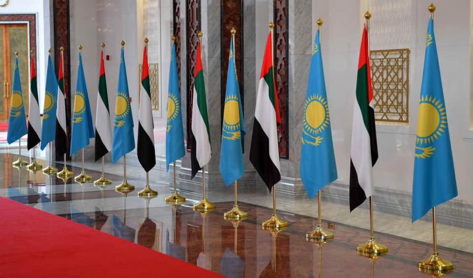 К. Токаев оставил запись в книге почетных гостей в ОАЭ