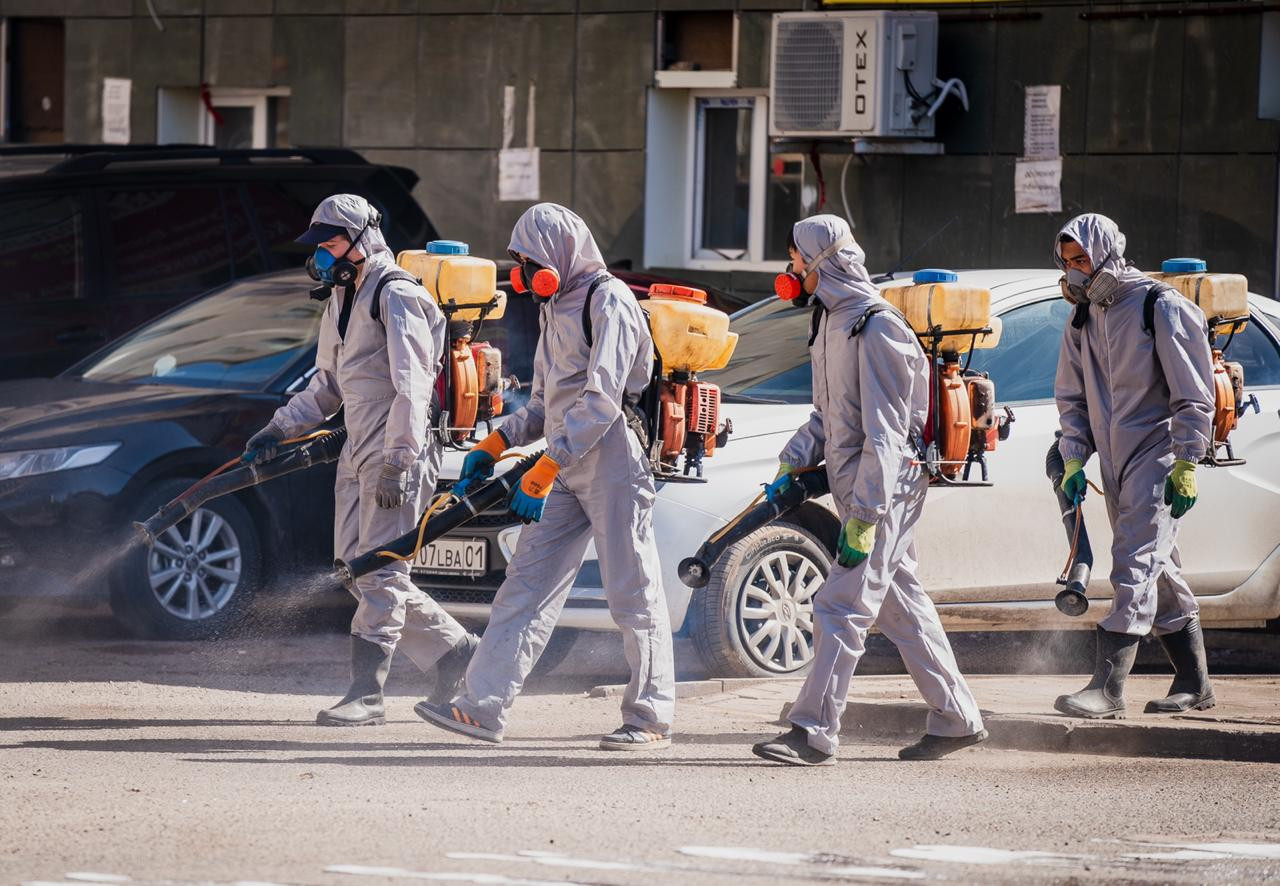 Масштабную дезинфекцию провели в оцепленном районе Нур-Султана