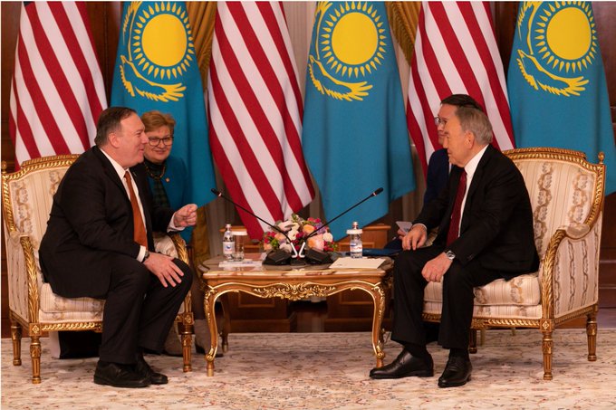 Майк Помпео пожелал Елбасы скорейшего выздоровления