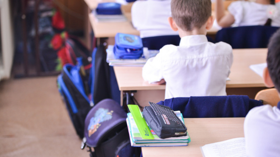 Первый случай коронавируса у школьника в дежурном классе выявили в ВКО