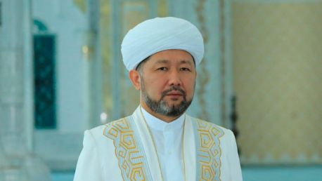 Верховный муфтий поздравил казахстанцев с праздником Ораза айт