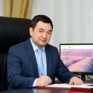 Дархан КЫДЫРАЛИ